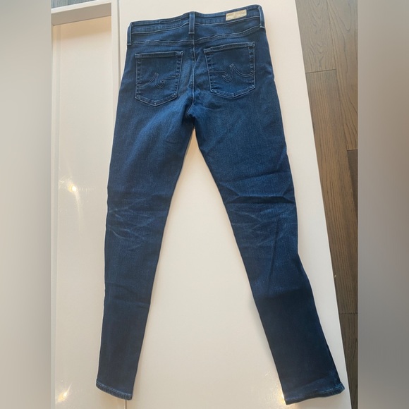 AG Jeans The Farrah High Rise Skinning Ankle in Dark Blue Size 28R - Picture 3 of 9